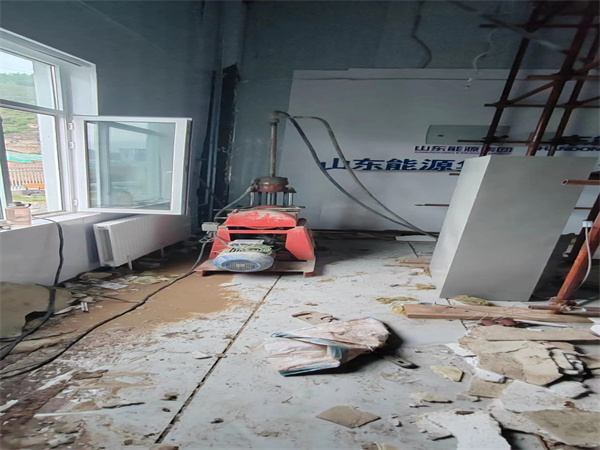 莎车地基基础下沉墙体裂缝加固注浆顶升施工